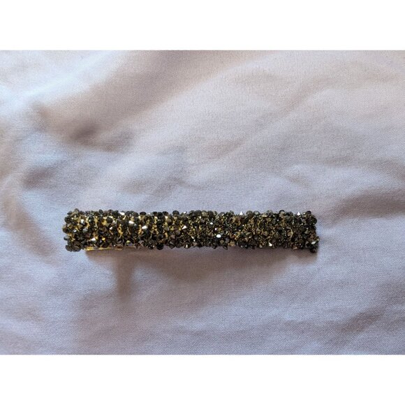 Sparkling Rhinestone Hair Clip With Gold-Tone Alligator Grip - Picture 2 of 4
